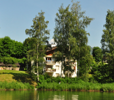 4.5 Zimmer Ferienwohnung am Ufer des Laaxersees